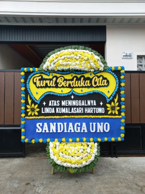 Papan Bunga Duka di Compreng